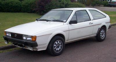 - Pestavba vozidla VW Scirocco v Anglii -