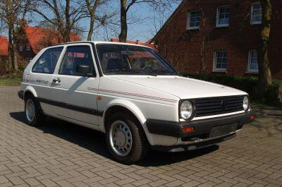 - Volkswagen GOLF II citySTROMER pedn st -