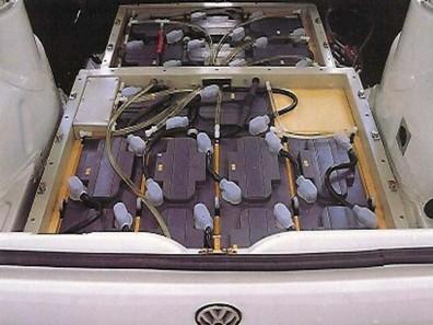 - Volkswagen GOLF II citySTROMER zadni baterie -